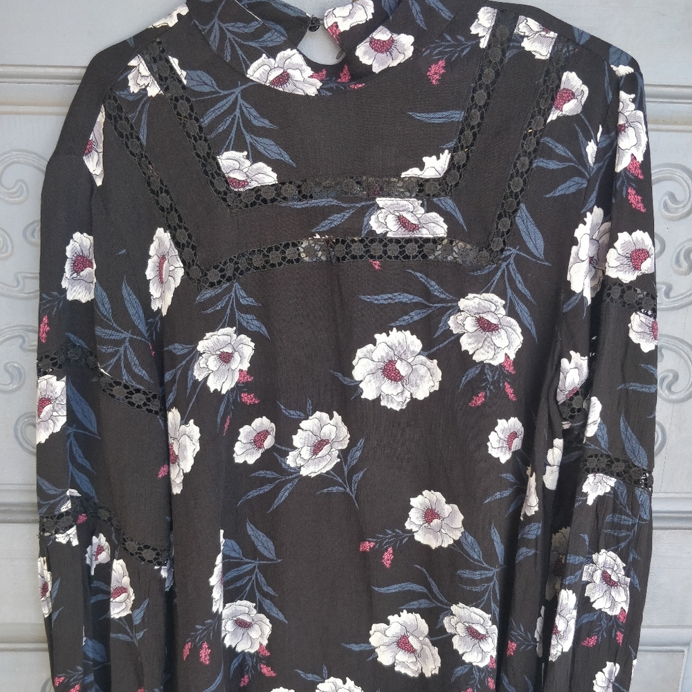 Long sleeve blouse
